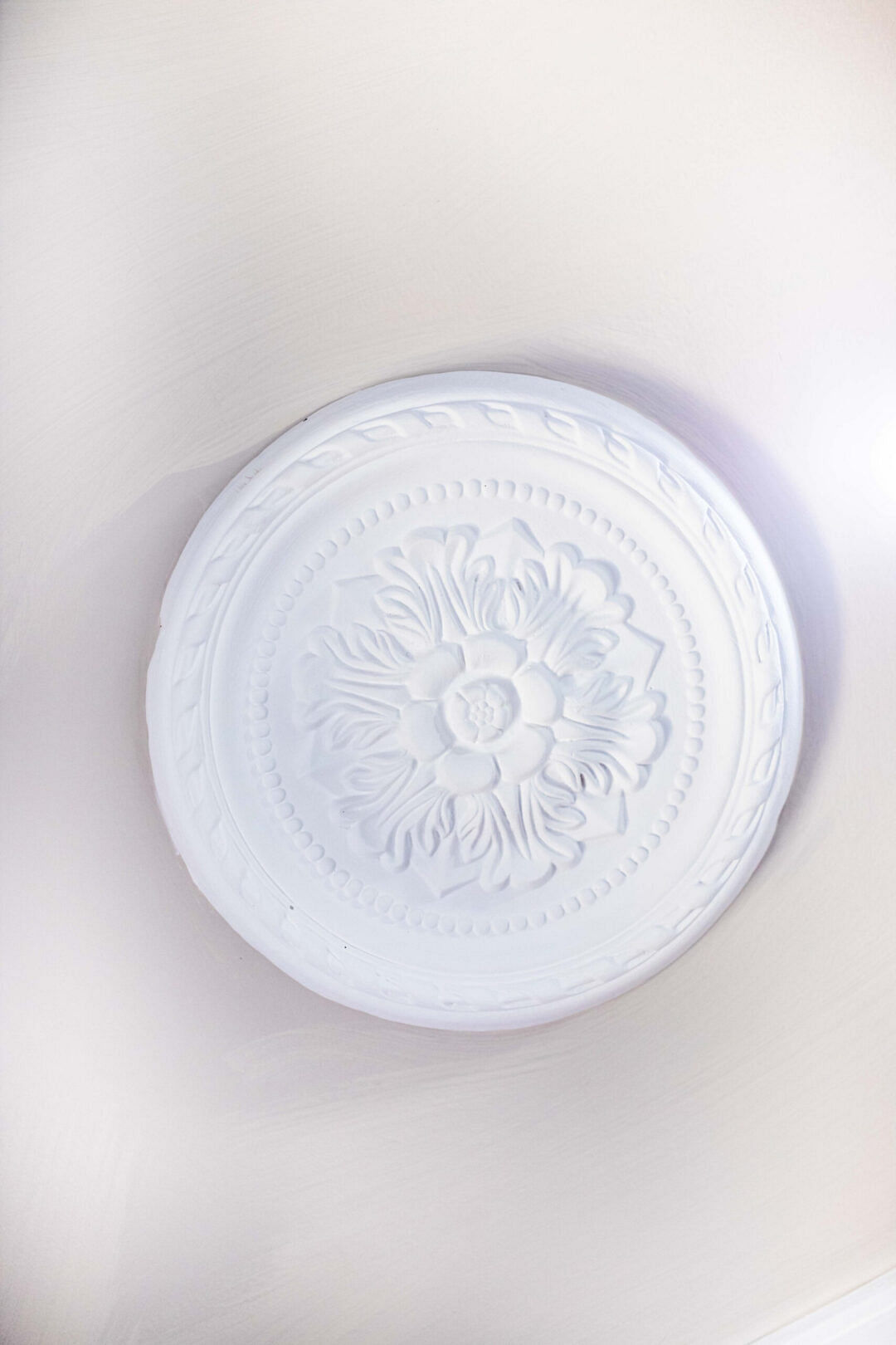 Medallion D006