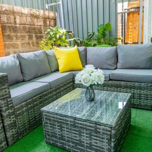 Magnolia-outdoor-sofa