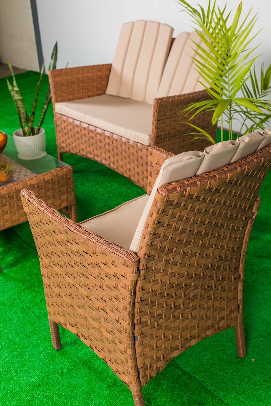 Lily sofa