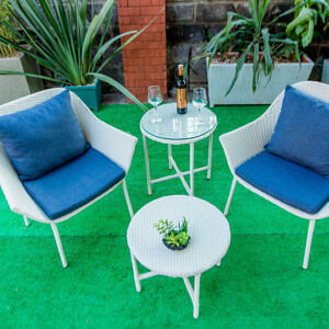 Tulip-lounge-chairs